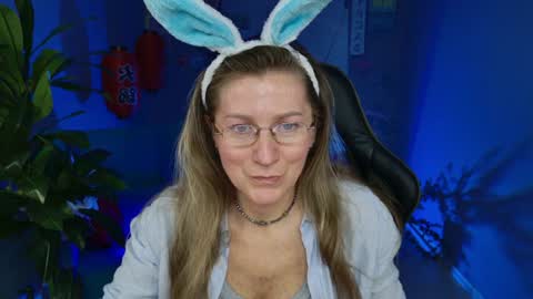 Frida Tander online show from December 30, 2024, 9:05 am