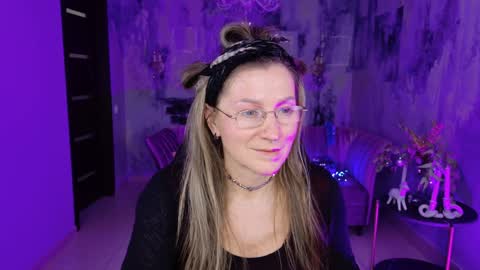 Frida Tander online show from January 1, 2025, 12:11 pm