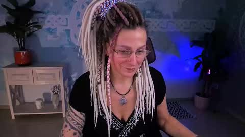 Frida Tander online show from February 14, 2026, 5:15 am