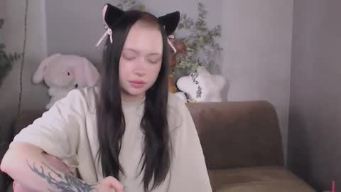 friend_zone_ online show from April 16, 2026, 2:51 pm