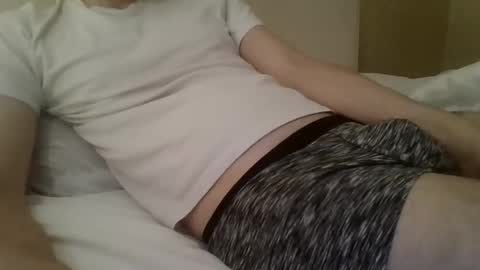 Snapshot of friendly_frank_18 chatting on October 3, 2025, 10:18 pm friendly_frank_18 online show from October 3, 2025, 10:18 pm