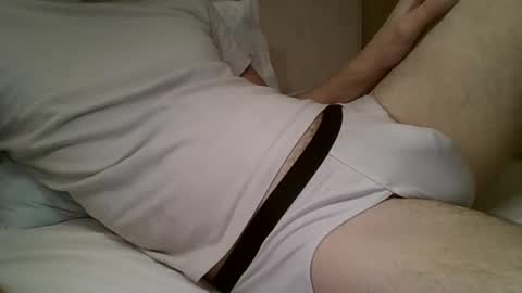 Snapshot of friendly_frank_18 chatting on November 8, 2025, 4:51 pm friendly_frank_18 online show from November 8, 2025, 4:51 pm