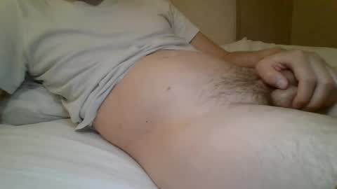 Snapshot of friendly_frank_18 chatting on June 19, 2026, 10:57 pm friendly_frank_18 online show from June 19, 2026, 10:57 pm