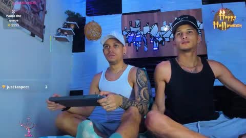 Adam y pitter online show from November 11, 2025, 11:27 pm