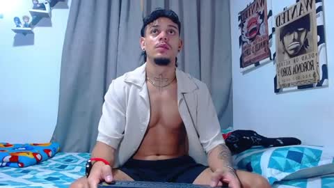 Snapshot of friendsofeverything_ chatting on July 11, 2026, 12:19 pm Adam y pitter online show from July 11, 2026, 12:19 pm