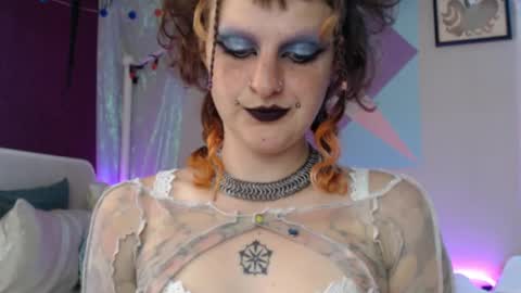 cherry online show from September 13, 2025, 5:35 pm