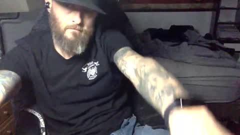Snapshot of froski666 chatting on December 20, 2025, 4:03 pm froski666 online show from December 20, 2025, 4:03 pm
