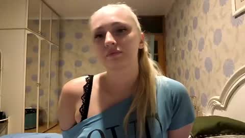 Anna online show from July 26, 2026, 2:09 am