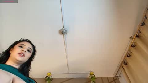 frreeya online show from March 13, 2026, 9:10 pm