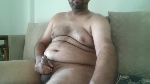 fruti loops  Bull online show from January 6, 2026, 10:52 am