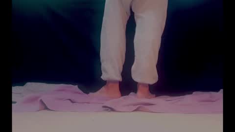 frys96 online show from November 12, 2025, 8:26 am