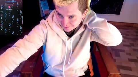 Snapshot of ftmblueyes chatting on January 20, 2025, 12:28 pm HEHIM online show from January 20, 2025, 12:28 pm