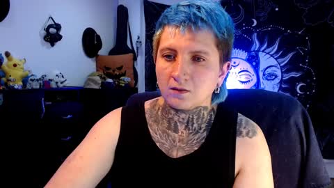 Snapshot of ftmblueyes chatting on February 4, 2025, 1:45 am HEHIM online show from February 4, 2025, 1:45 am