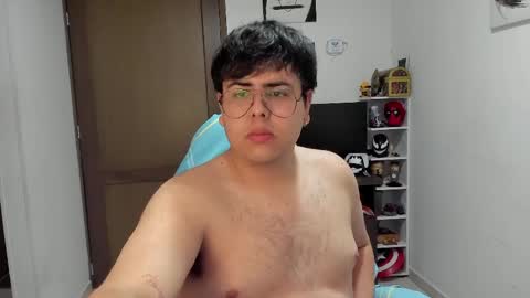 Snapshot of fuck_blow chatting on March 26, 2026, 3:34 am uwu online show from March 26, 2026, 3:34 am