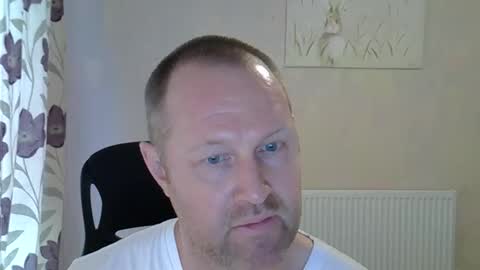 Snapshot of fuck_buddy_uk chatting on March 4, 2026, 10:32 am Fuck Buddy UK online show from March 4, 2026, 10:32 am