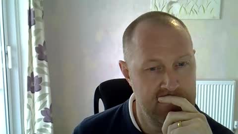 Snapshot of fuck_buddy_uk chatting on March 18, 2026, 2:09 pm Fuck Buddy UK online show from March 18, 2026, 2:09 pm