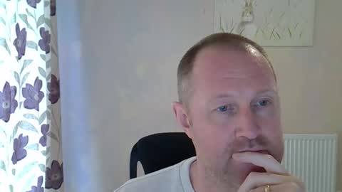 Snapshot of fuck_buddy_uk chatting on April 16, 2026, 1:01 pm Fuck Buddy UK online show from April 16, 2026, 1:01 pm