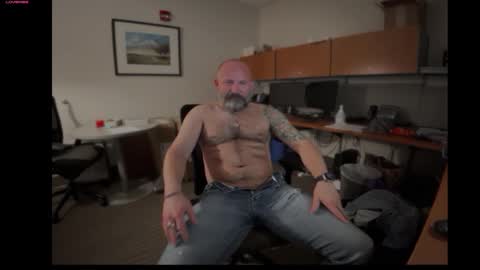 fuckadilf online show from March 6, 2025, 11:47 am