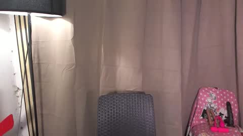 fuckdoljackylyn online show from April 25, 2026, 12:41 pm