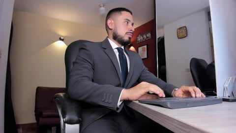 SERGIO THE SEX LAWYER online show from April 7, 2026, 3:07 am