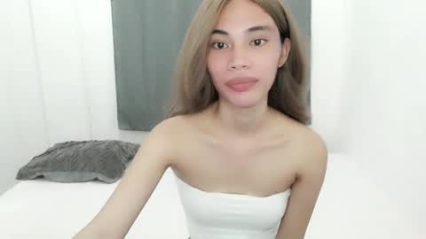 Snapshot of fuckingsexy143 chatting on October 15, 2025, 2:01 am fuckingsexy143 online show from October 15, 2025, 2:01 am