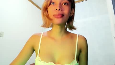 fuckingsexy143 online show from May 20, 2026, 3:13 am