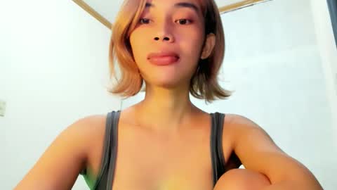fuckingsexy143 online show from May 21, 2026, 12:01 pm