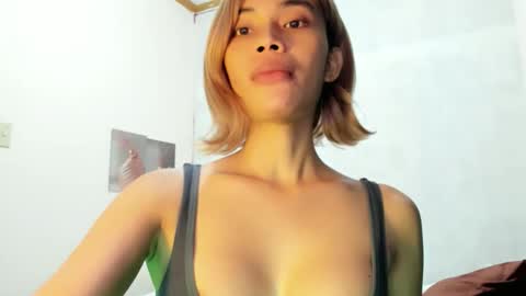 fuckingsexy143 online show from June 4, 2026, 3:12 am