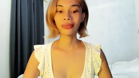 fuckingsexy143 online show from June 22, 2026, 2:13 am