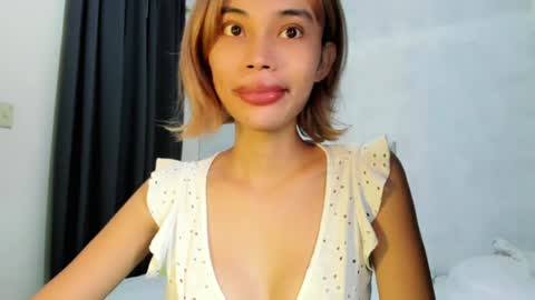 fuckingsexy143 online show from June 27, 2026, 2:38 am