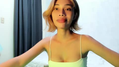 fuckingsexy143 online show from July 7, 2026, 4:00 pm
