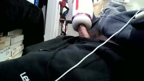 Snapshot of fuckmeallday1975 chatting on February 22, 2026, 6:46 am fuckmeallday1975 online show from February 22, 2026, 6:46 am