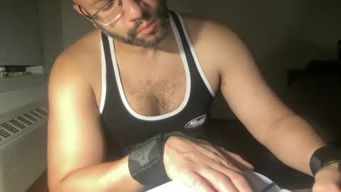 Muscle Bear Jock in Training online show from May 29, 2026, 6:33 am