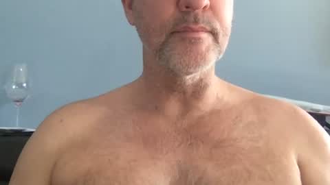 Snapshot of fuertecock chatting on December 31, 2024, 10:45 pm Gregorio online show from December 31, 2024, 10:45 pm