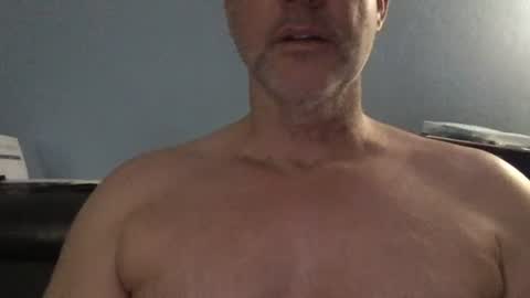 Snapshot of fuertecock chatting on January 5, 2025, 1:35 am Gregorio online show from January 5, 2025, 1:35 am