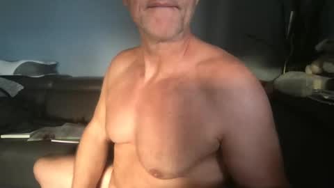 Snapshot of fuertecock chatting on October 23, 2025, 12:54 am Gregorio online show from October 23, 2025, 12:54 am