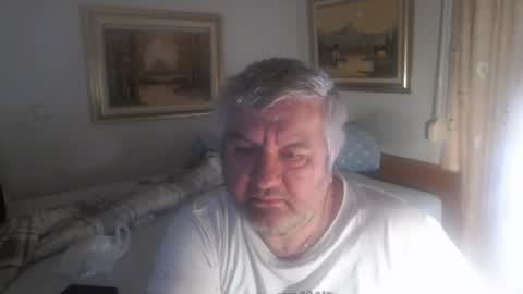 Snapshot of fukingcrazy chatting on May 11, 2026, 6:19 am fukingcrazy online show from May 11, 2026, 6:19 am