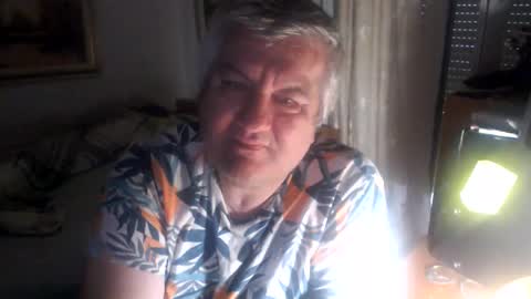 Snapshot of fukingcrazy chatting on May 21, 2026, 5:20 pm fukingcrazy online show from May 21, 2026, 5:20 pm