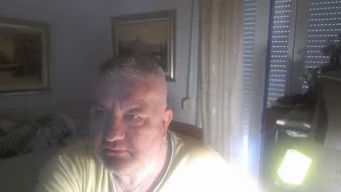 Snapshot of fukingcrazy chatting on May 25, 2026, 5:57 am fukingcrazy online show from May 25, 2026, 5:57 am