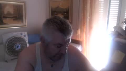 Snapshot of fukingcrazy chatting on July 1, 2026, 10:06 am fukingcrazy online show from July 1, 2026, 10:06 am