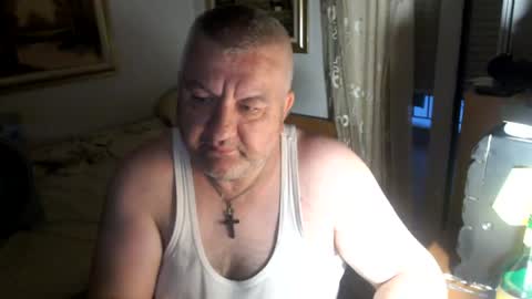 Snapshot of fukingcrazy chatting on August 6, 2026, 3:19 am fukingcrazy online show from August 6, 2026, 3:19 am