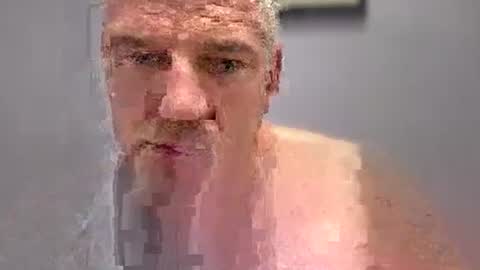 fullback_15 online show from December 16, 2025, 5:07 pm