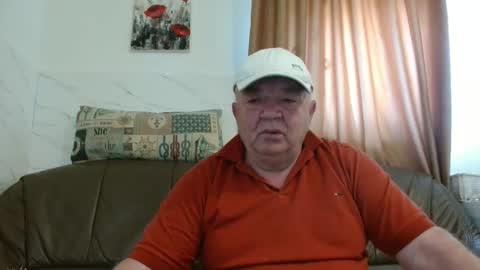 fullballs6 online show from April 6, 2026, 9:43 am