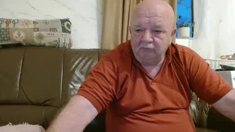 fullballs6 online show from April 20, 2026, 2:47 am