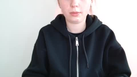 Emma online show from April 6, 2026, 10:05 am