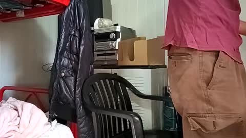 Italian men online show from October 24, 2025, 10:22 am