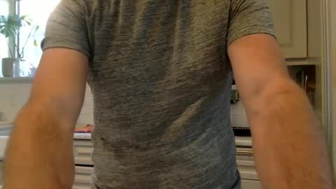 Snapshot of funtimes4us32 chatting on December 5, 2024, 8:11 pm Funtimes4us32 online show from December 5, 2024, 8:11 pm