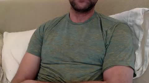 Snapshot of funtimes4us32 chatting on December 17, 2024, 5:26 pm Funtimes4us32 online show from December 17, 2024, 5:26 pm