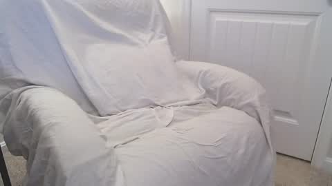 Snapshot of furring chatting on March 8, 2025, 8:22 am furring online show from March 8, 2025, 8:22 am