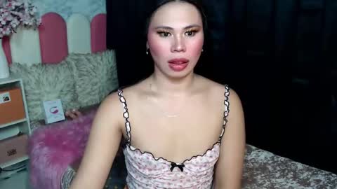 fuschiafucker online show from October 28, 2025, 5:11 am